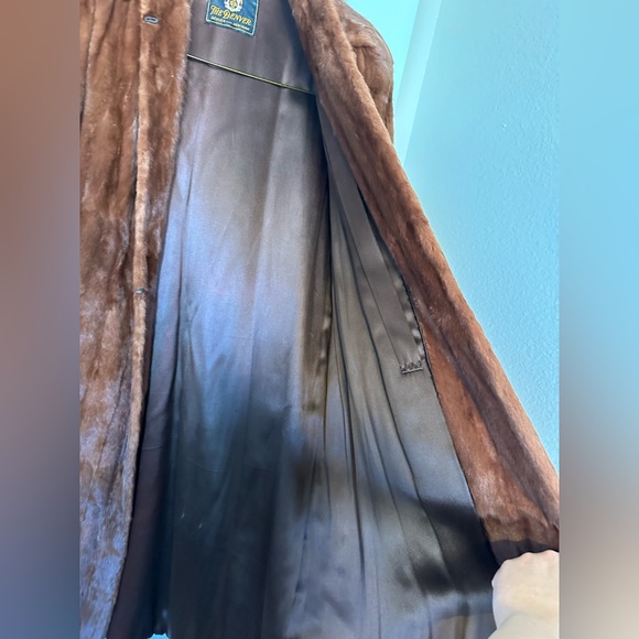 Vintage Fur Coats - Picture 3 of 9